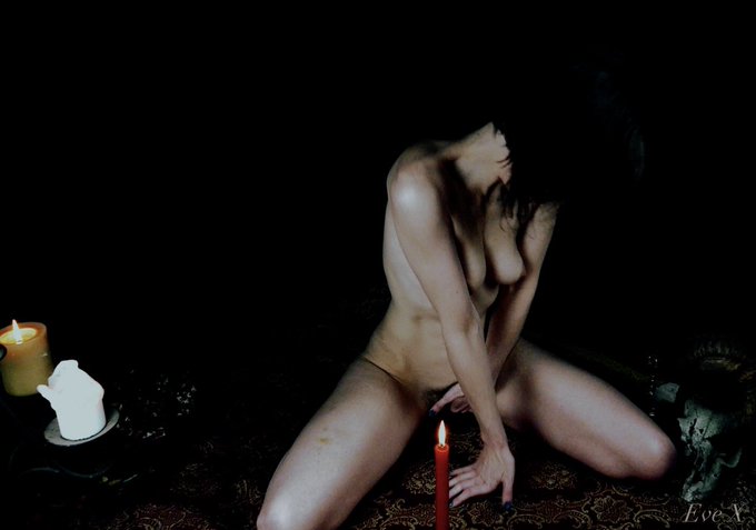 A Love Spell for the Whole Damned World...  https://t.co/lVKKhnZkSZ https://t.co/Qtp70DPlvq