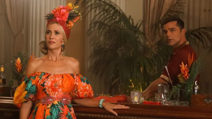 glittermagazine's tweet photo. The Apple series 'Palm Royale' led by Kristen Wiig is renewed for a season 2.
#KristenWiig #PalmRoyale #AppleSeries https://t.co/itBqfWq22J