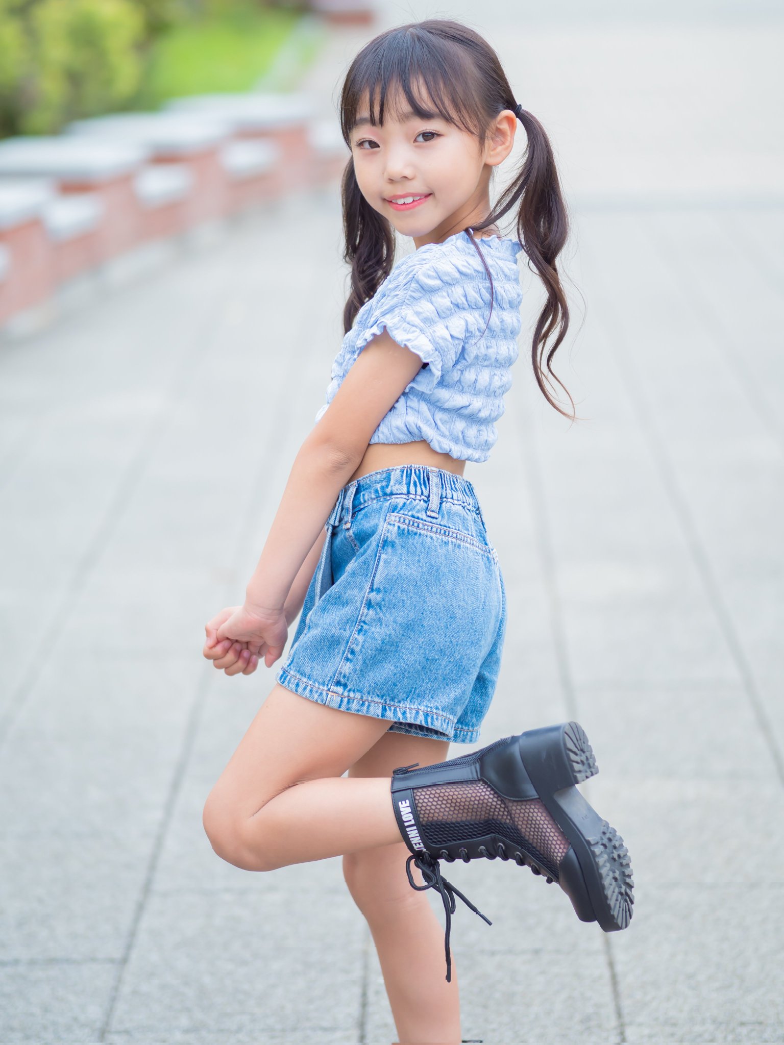 女の周辺 GPoDqJUaQAA15fK.jpg:large