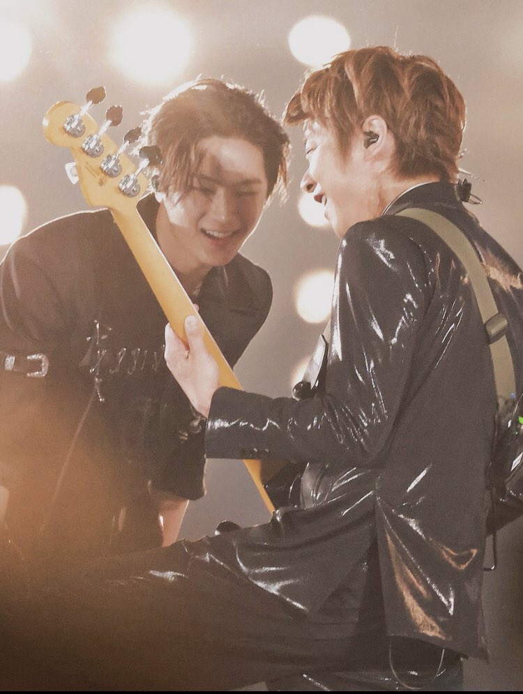 THE POWER THIS PHOTO HOLDS 

JAY ROCKS WITH GLAY
#GLAYxJAY_Rocks_at_Belluna #ENHYPEN_JAY #JAY <a href="/ENHYPEN/">ENHYPEN OFFICIAL</a> #GLAYxJAY_whodunit #GLAY #whodunit <a href="/ENHYPEN_members/">ENHYPEN</a> <a href="/ENHYPEN/">ENHYPEN OFFICIAL</a>