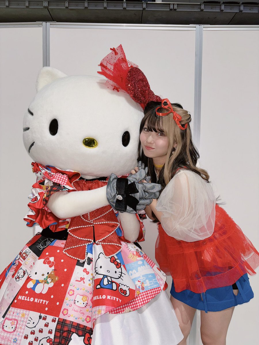 キティちゃん50周年おめでとう🐱🎀❤️