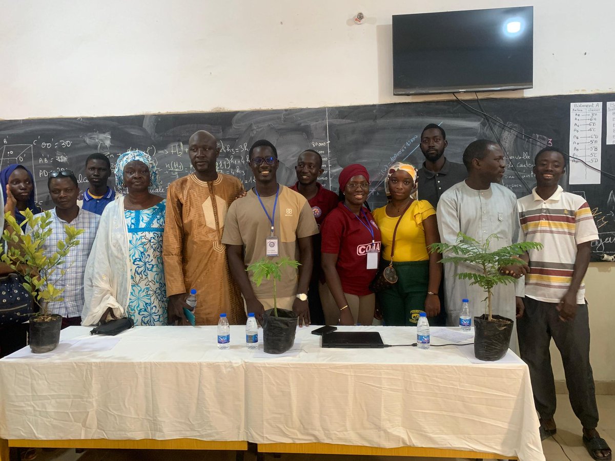 _COJAR's tweet photo. Nous sommes fiers de ce que nous avons accompli et nous nous engageons à continuer nos efforts pour un avenir plus vert et durable. Restez connectés pour nos prochaines initiatives ! 🌿✨ #FutureVert #COJAR https://t.co/gQpoifEUZj