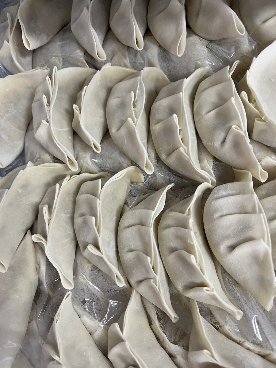 最近俺の作る餃子の評判良くて嬉しい笑笑