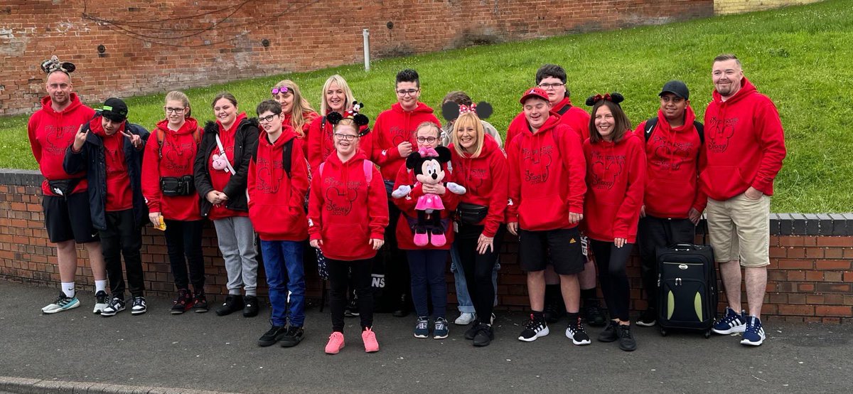Wow! What a week in Disneyland Paris for our KS4 &amp; KS5 pupils! We had such an amazing time! Lots more photos to follow! <a href="/DisneylandParis/">Disneyland Paris</a> <a href="/CLOtC/">Clot Charles</a> #disney