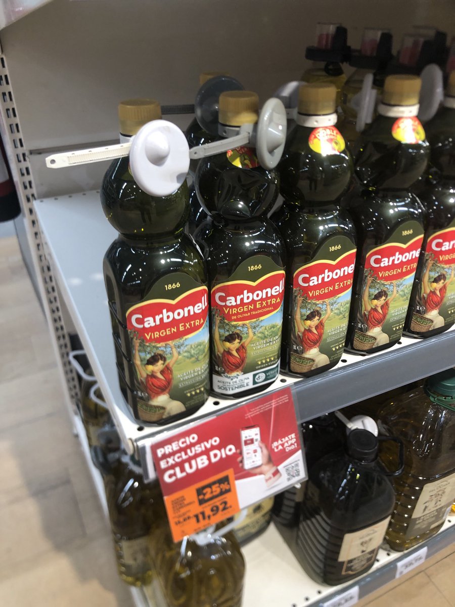 Que la botella de 1 litro de aceite tenga alarma solo ha pasado con el socialismo. Ahí lo dejo.