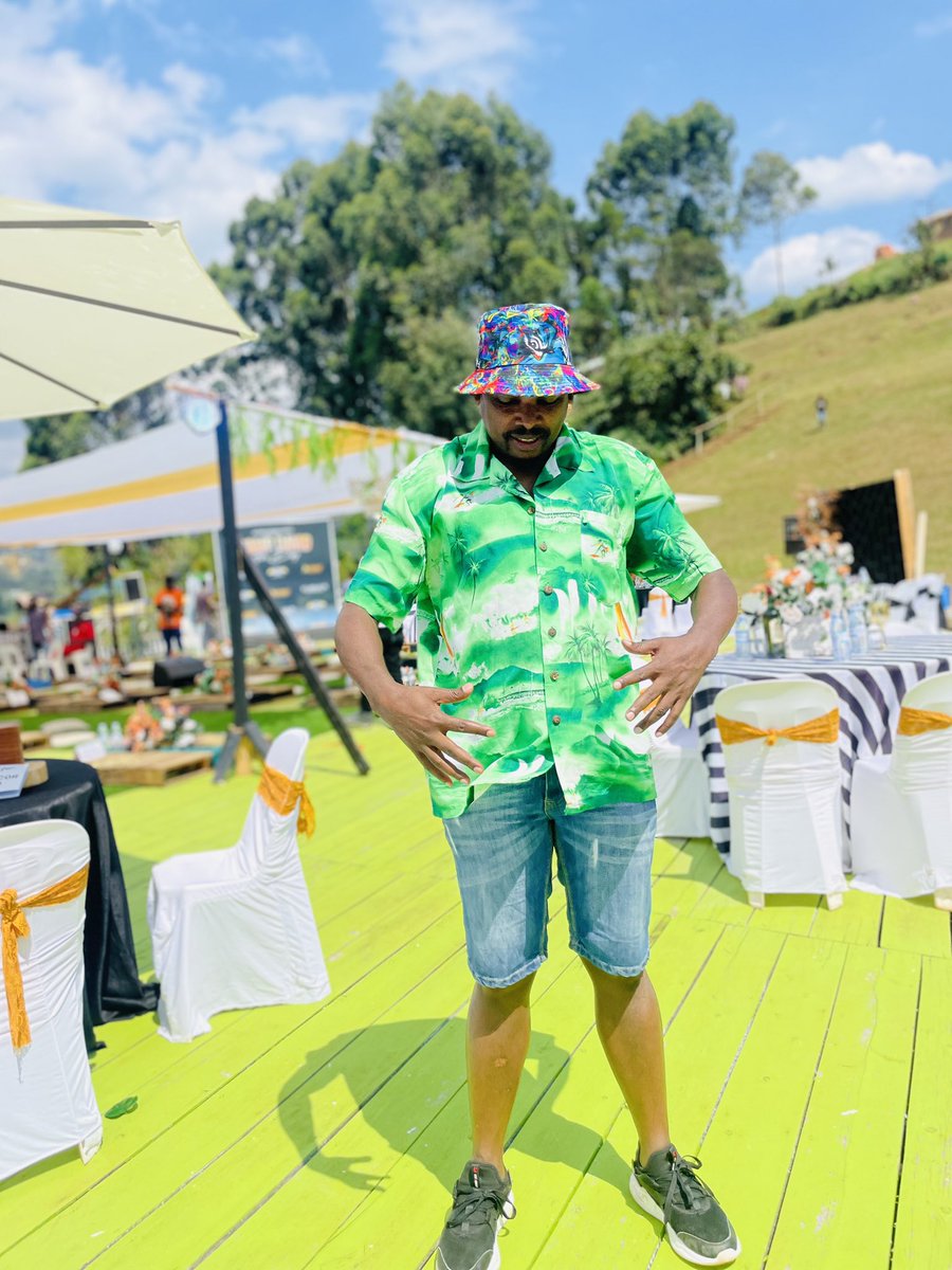 eddiespikaagaba's tweet photo. Live from Camp David Lake Bunyonyi, #SundayFunDay hosted by @djalberto43 . #ExploreWest https://t.co/730TTqRNFZ