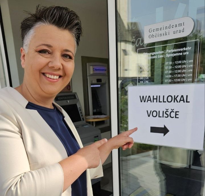 Tvoj glas danes za Zelene je glas za zaščito podnebja, za močno demokracijo in raznolikost v Evropi!

Heute wählen gehen! Für Klimaschutz, eine starke Demokratie und Vielfalt in Europa 💚🗳️🇪🇺