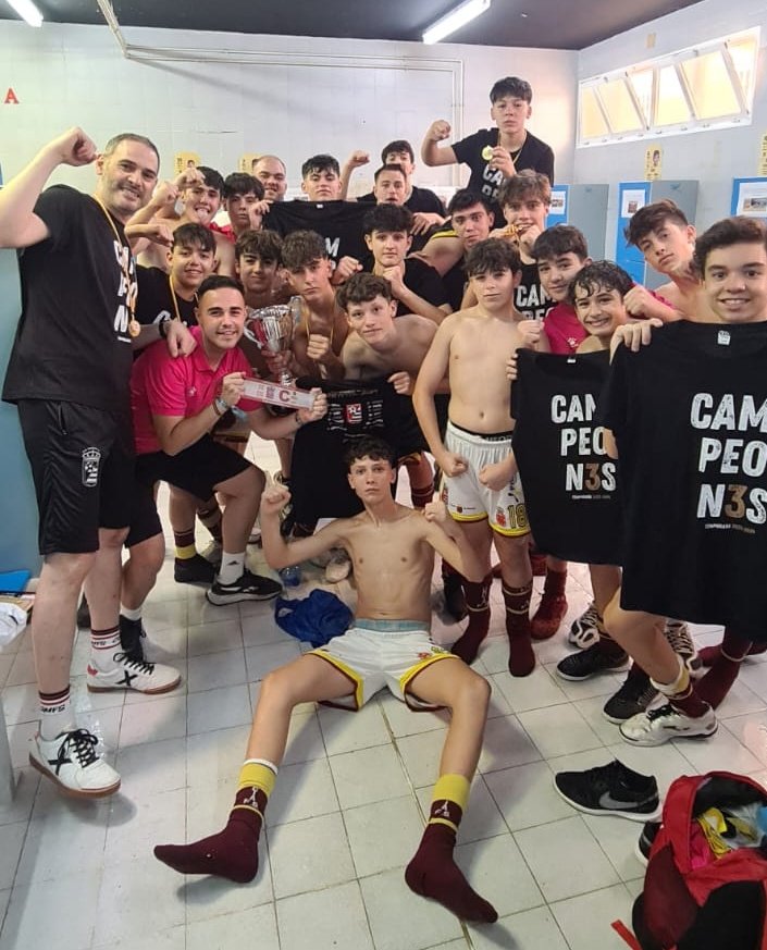 CDMURCIA_FS's tweet photo. 🏆SOMOS CAMPEONES DE COPA FEDERACIÓN INFANTIL @ffrm_es 23/24🏆

@CDMURCIA_FS #baraurora 13-1 @CDPuertoFS 

Partidazo de los nuestros de principio a fin no dando ninguna opción al rival

Temporada para enmarcar con un campeonato de copa y un extraordinario subcampeonato liguero https://t.co/jPWZQY61TK