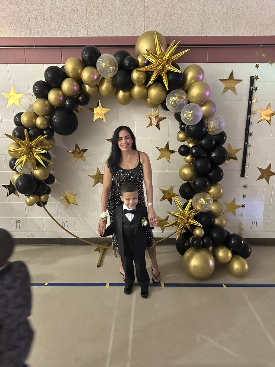 Amanda Fry tweet media