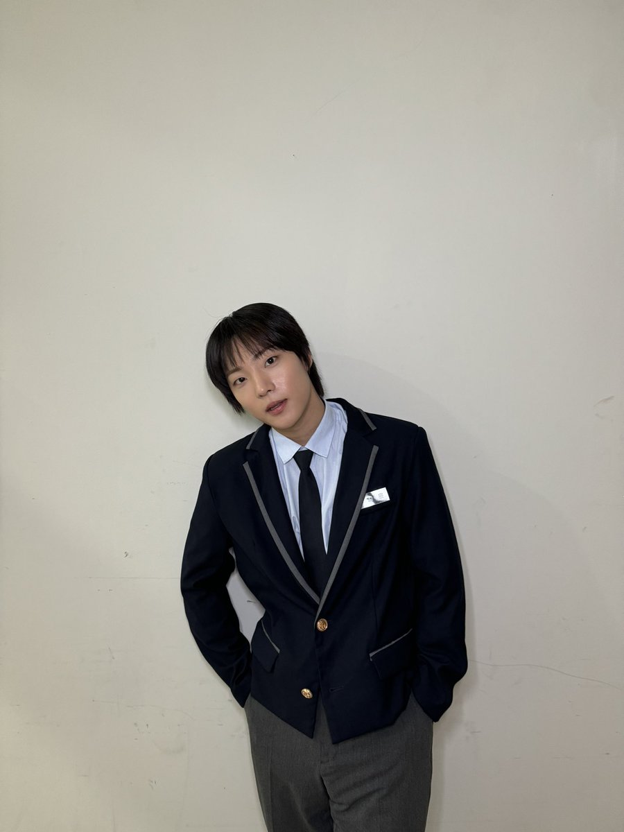 [#이션] 학교가야지 내일!!