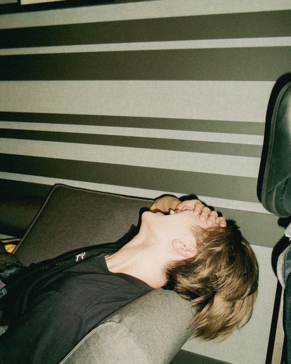 Junghwan IG update with happy vibes ♡