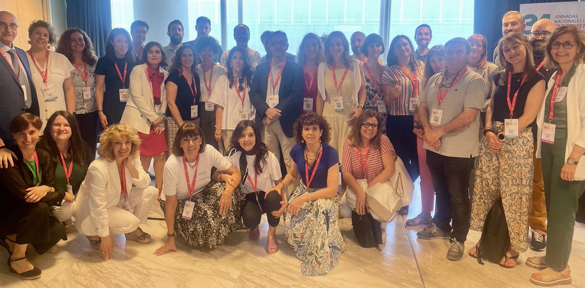ANDEorg's tweet photo. En las #34ANDE, reunión de todos los centros participantes en el Proyecto #NRC @NursingResear10 en su 1ª y 2ª convocatoria liderada por @ANDEorg y dirigida por @MercedesFerro. Gracias a todos por vuestro gran trabajo en el impulso de la investigacion https://t.co/Au3NZhx1Vz