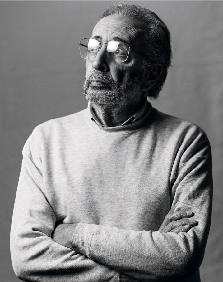 mariomagalhaes_'s tweet photo. Dia de festa: o amigo Janio de Freitas, um dos maiores jornalistas da história do Brasil, faz aniversário hoje - 92 anos, 70 dos quais dedicados ao jornalismo!

Tim-tim.

(Foto: Ricardo Borges) https://t.co/5MWftcndci