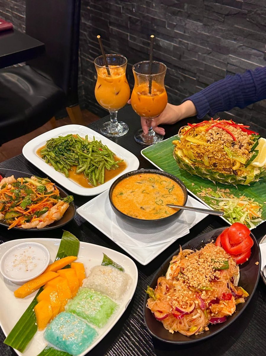 d98kymberly's tweet photo. I had lunch at a Thai food restaurant in Holborn, the food here was delicious and made me feel like I was actually in Thailand. https://t.co/ks0yGh4lfK
