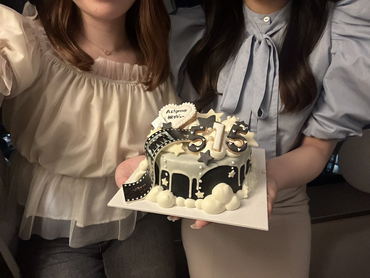 _seinya_'s tweet photo. デビューおめでとう( ；ᵕ； )🩶✨ https://t.co/YjHhFAK4fi
