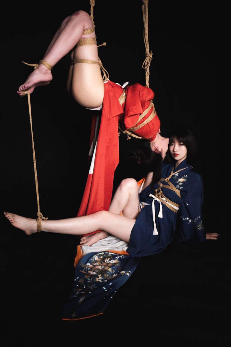 🪢：<a href="/llansshan_/">葡萄*</a> 
🧚🏻‍♀️：<a href="/isayblueisblue/">蓝色卟噜</a> 
📸：<a href="/Eva3876/">2000</a>