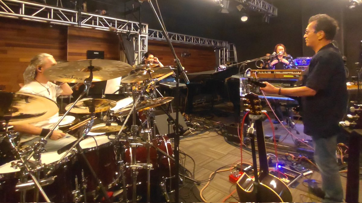 anecoji7272's tweet photo. 大型新人バンドSTAYCHILLの皆様💕
初公開収録ライブ大成功おめでとうございます😆
#STAYCHILL
#川村ケン
#六土開正
#矢萩渉
#JoseColon
#ホセコロン
ホセさんの顔が…スイマセン https://t.co/IBoJCvUu2k