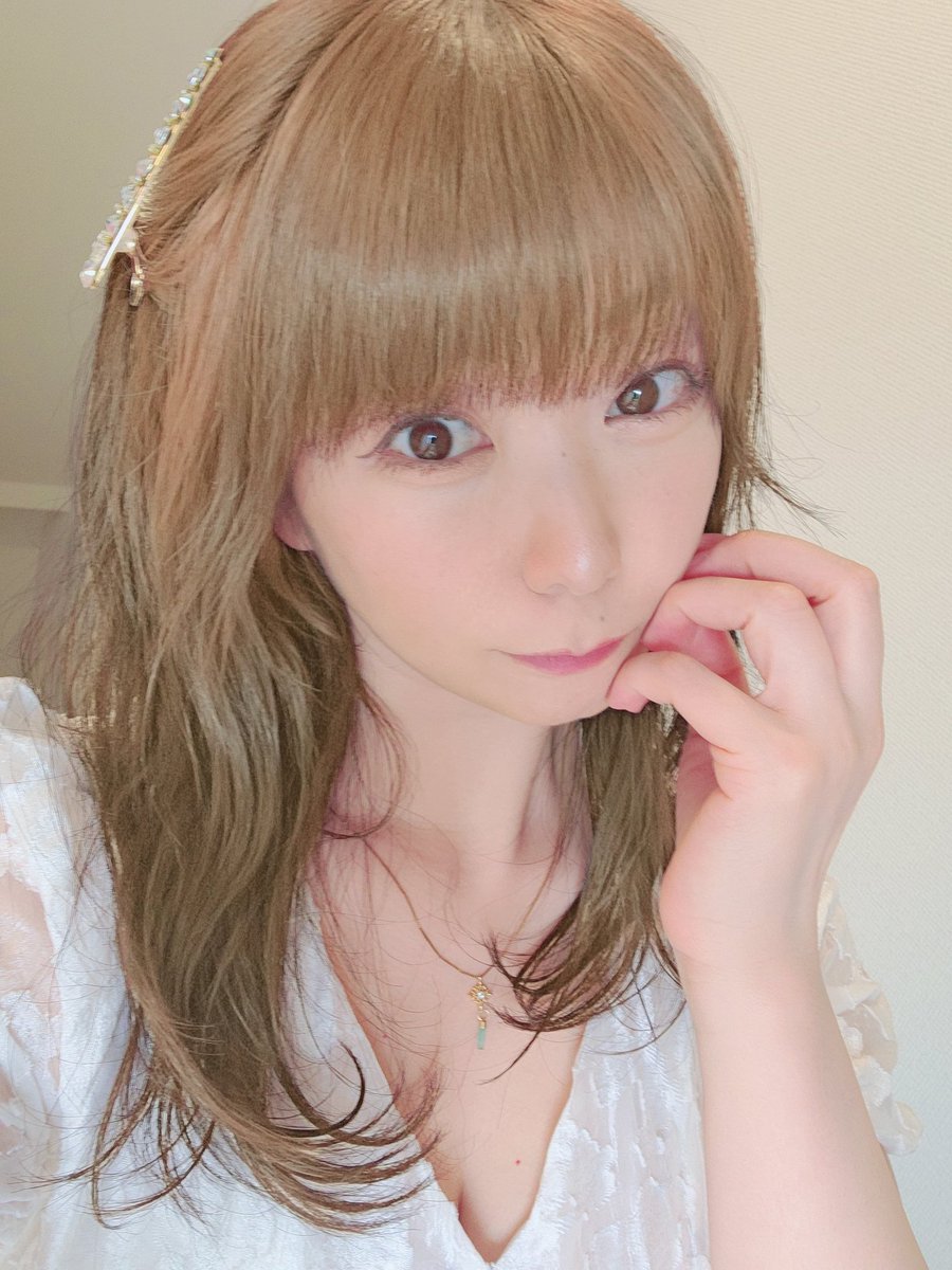 sugar0095032's tweet photo. こんなキーボードきせかえを作ったよ!ついでに直子さんも作ってみた(ㆁωㆁ*)直子さんのキーボード作りたい方コチラから↓
#ANYTYPE https://t.co/sWrycjGKYl https://t.co/y1tQsUDYY6