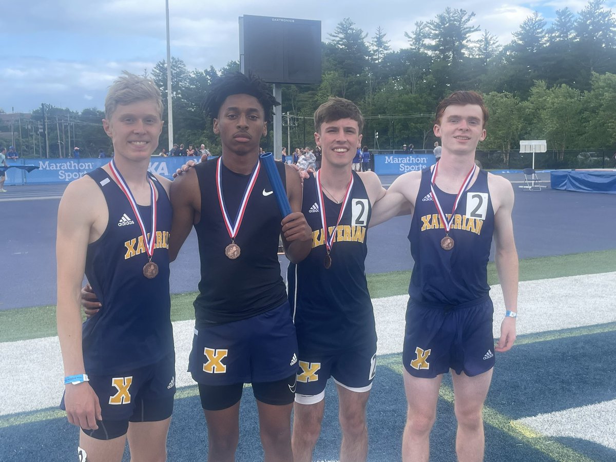 Congrats to the 4x400 team who finished in 4th overall at the New England Championships!