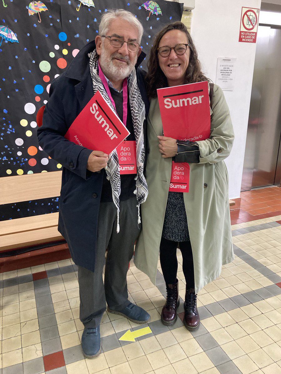 iuasturias's tweet photo. 🔖 Compañeros y compañeras #ApoderadasIU presentes por toda #Asturias como apoderadas de @sumar en este #9J 💪
🗳️ #MarcaElRumbo #Sumar9J https://t.co/xKnoDk1yGX