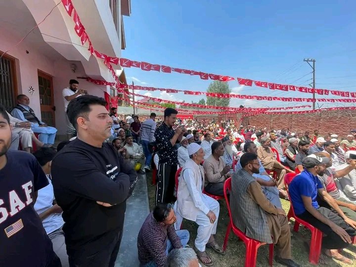 AMDarJKNC's tweet photo. One day workers Convention of Chadoora constituency https://t.co/CGX5RVJEyK