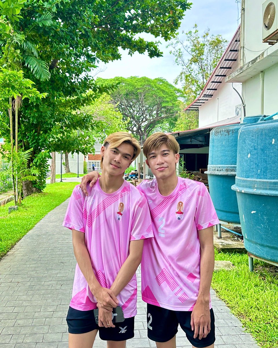 ping_prachya's tweet photo. โค้ชส่วนตัว 🩷😁🩷 #chula #อ่างแก้วเกมส์2024 https://t.co/jknRuVnJOj