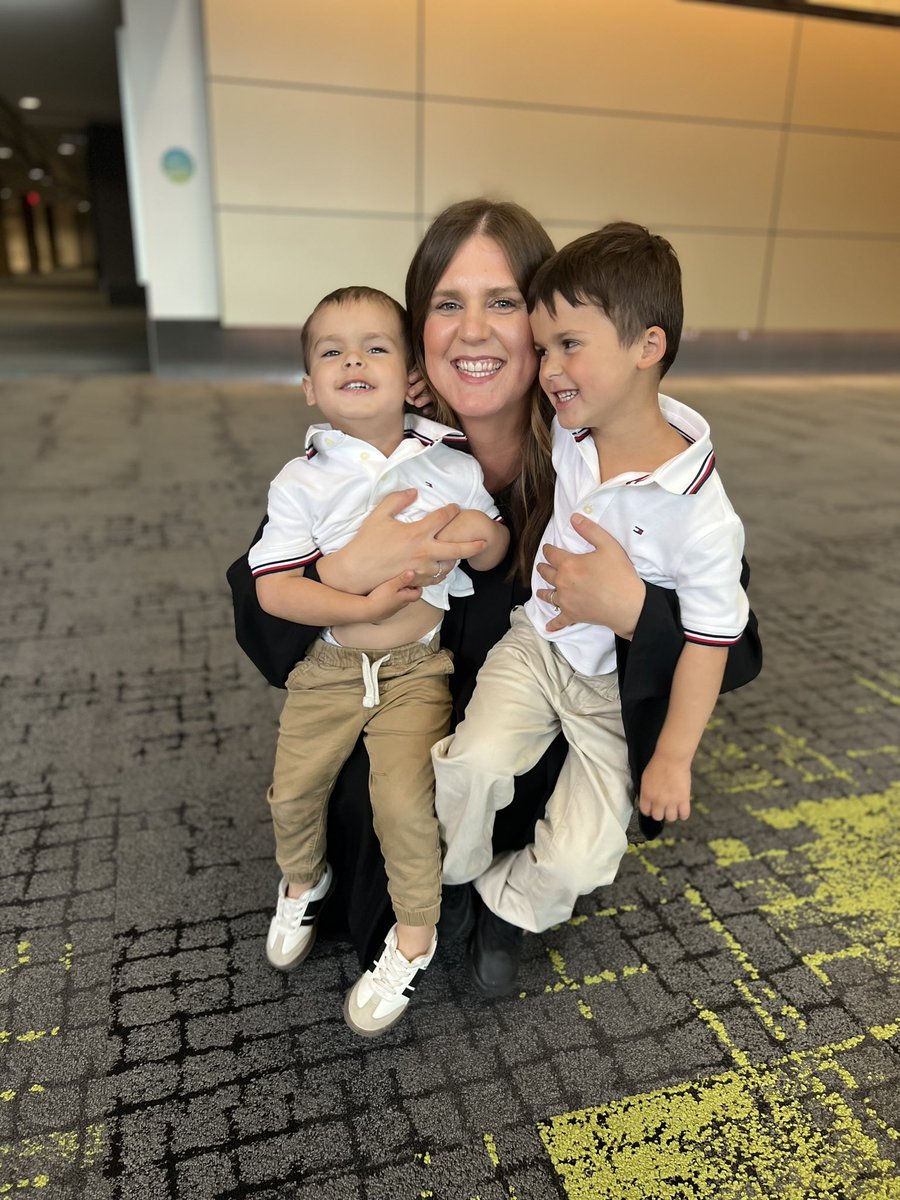 ms_ureteach tweet media