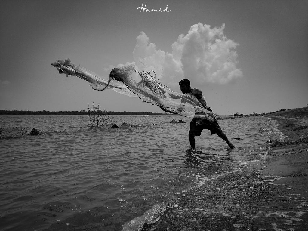 Hamid__Hossen's tweet photo. Life in the coastal area...!

#CxbDiary
#streetstorytelling 
#coqstalphotostory 
#taleofCoastallife
#mobilephotography 
#photography 
#landscapephotography 
#documentaryphotography 
#streetphotography https://t.co/sY3Yc24as7