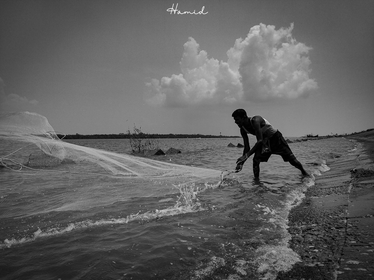 Hamid__Hossen's tweet photo. Life in the coastal area...!

#CxbDiary
#streetstorytelling 
#coqstalphotostory 
#taleofCoastallife
#mobilephotography 
#photography 
#landscapephotography 
#documentaryphotography 
#streetphotography https://t.co/sY3Yc24as7