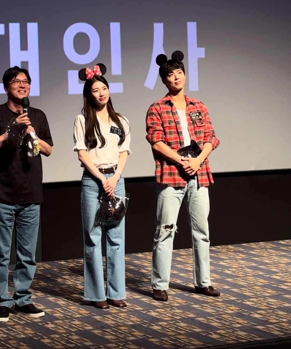 오늘만 기다려왔습니다ㅠㅠㅠㅠ
드디어 원더랜드 접속 성공✨
소중한 사람과 지금 함께 있을 수 있다는 것 자체에 감사해지는 시간이였고,
좋은 사람들과 더 좋은 시간을 만들고 좋은 영화를 관람할 수 있어서 행복한 순간이였습니다🥹💖