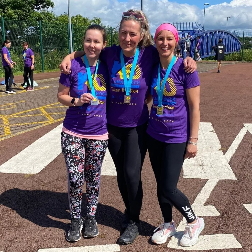 glebeps's tweet photo. Team Glebe ๐ were represented at today's Roon the Toon 10k race in Kilmarnock. Well done to Mrs L, Miss McN and Mrs C for successfully completing the race ๐ #glebies #fitfam #running10k https://t.co/mHtODc8vne