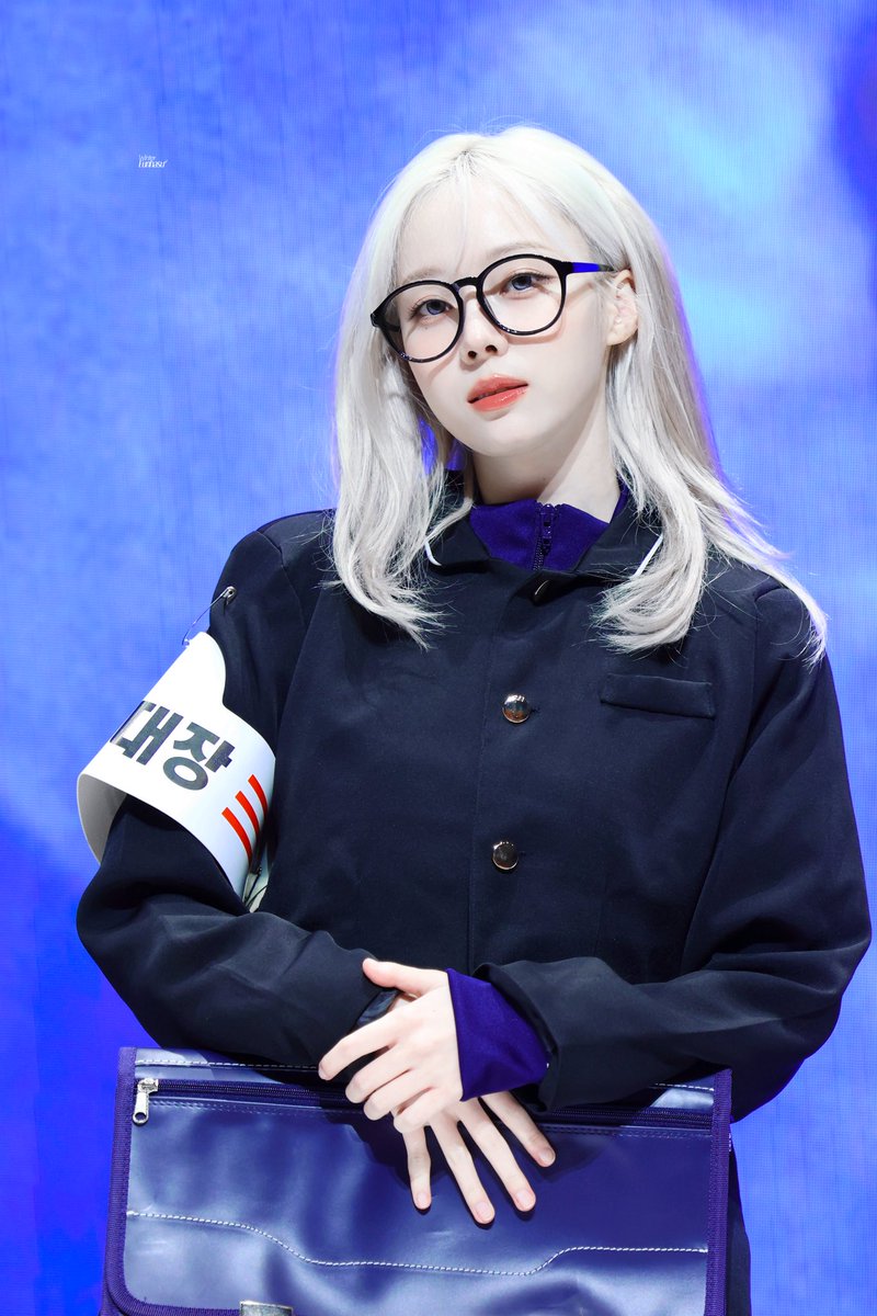 WinterEunhasu's tweet photo. 240607 FS HD

👓👓

#WINTER #윈터 #김민정 https://t.co/UzdQjaEMU2