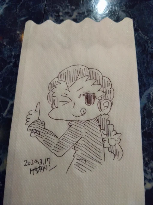 @Karakita_610 ドルフィンではナプキンに描きました 