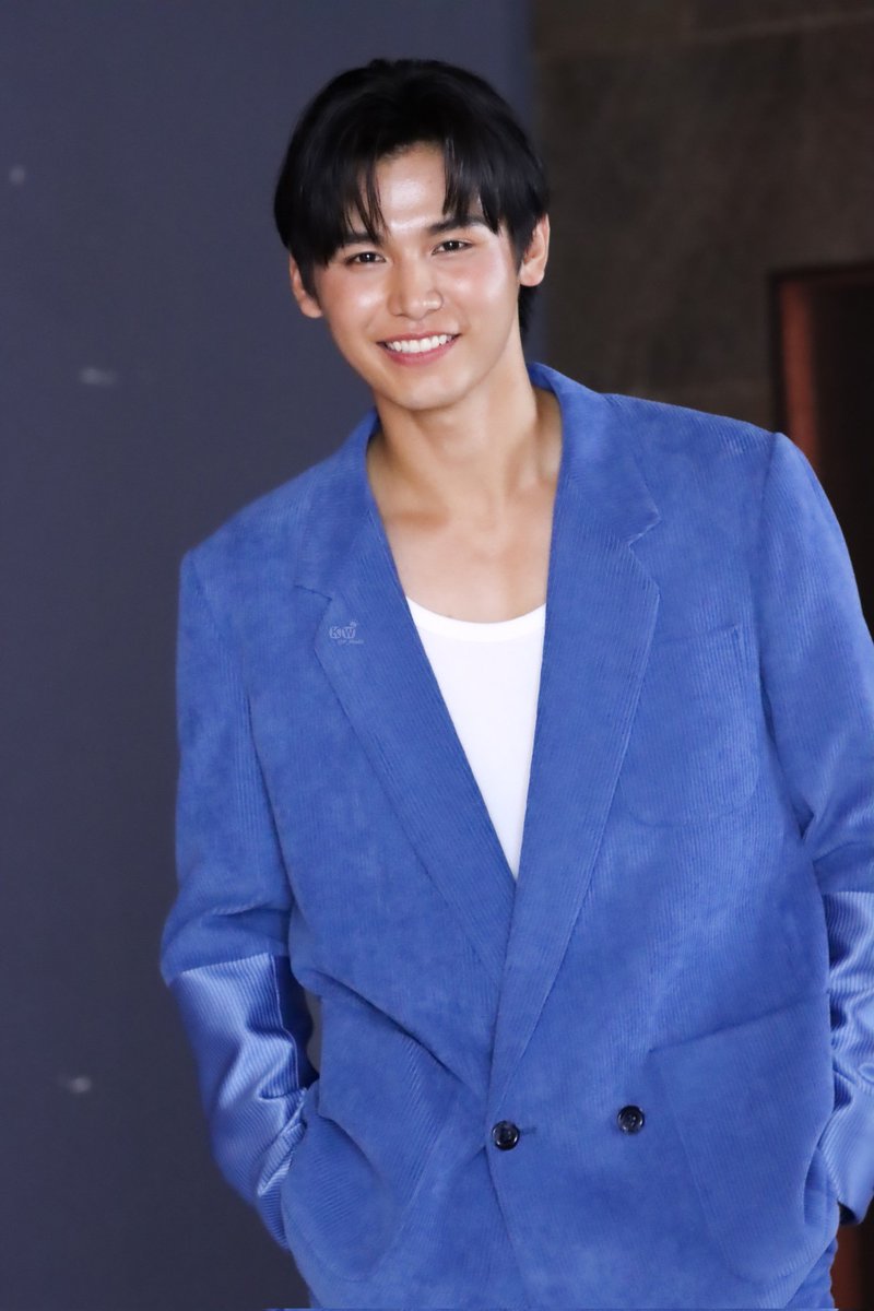 P_KHAIIII's tweet photo. ยิ้มเห็นฟันนนนแล้วนะ / ไอ่บ้าเอ้ยยย
น่ารักกกกกอีกแน้วนะ 

#JaPhachara #TeddyJa
#จาพชร #HoneyJa
@jaestsx https://t.co/ZdVv2pWQy4