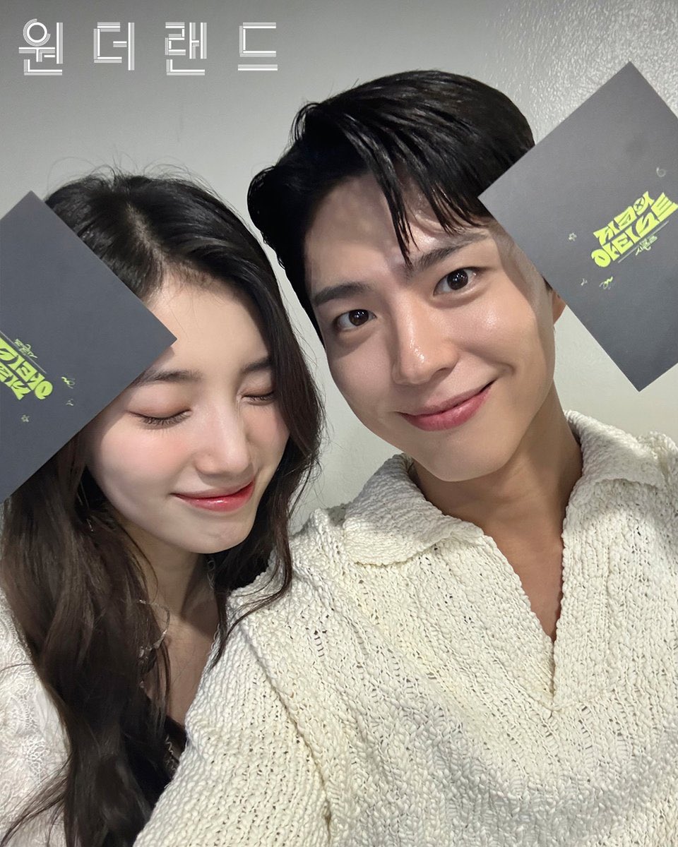 zagummy1's tweet photo. You have done your best, both in the movie and for promoting it. Thank you for the past month, it’s paradise everyday. I wish there’s more for Wonderland promo, but everything is more than enough already 🥹 have a good rest, see you next year and on your future drama together 💕 https://t.co/MVkCshqIxI