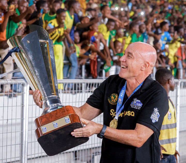 BmMwakalobo's tweet photo. Yupo yupo sana maeneo ya Tigwa na Jagwani ni kocha bora wa Msimu uliopita #Gamond kasaini kubaki tena yangasc kama kocha mkuu
Tukutane tena 2024_2025 tabu ipo palepale https://t.co/bWpREqQLiN