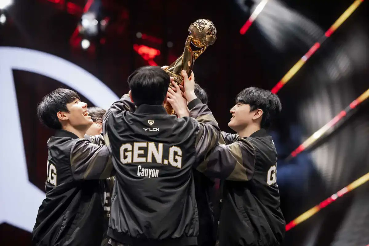 ValorINTEL's tweet photo. Gen.G win both MSI and Masters Shanghai in China within a month of each other 

Gen.G is the CEO of Riot Games https://t.co/S2z3JCRFqS