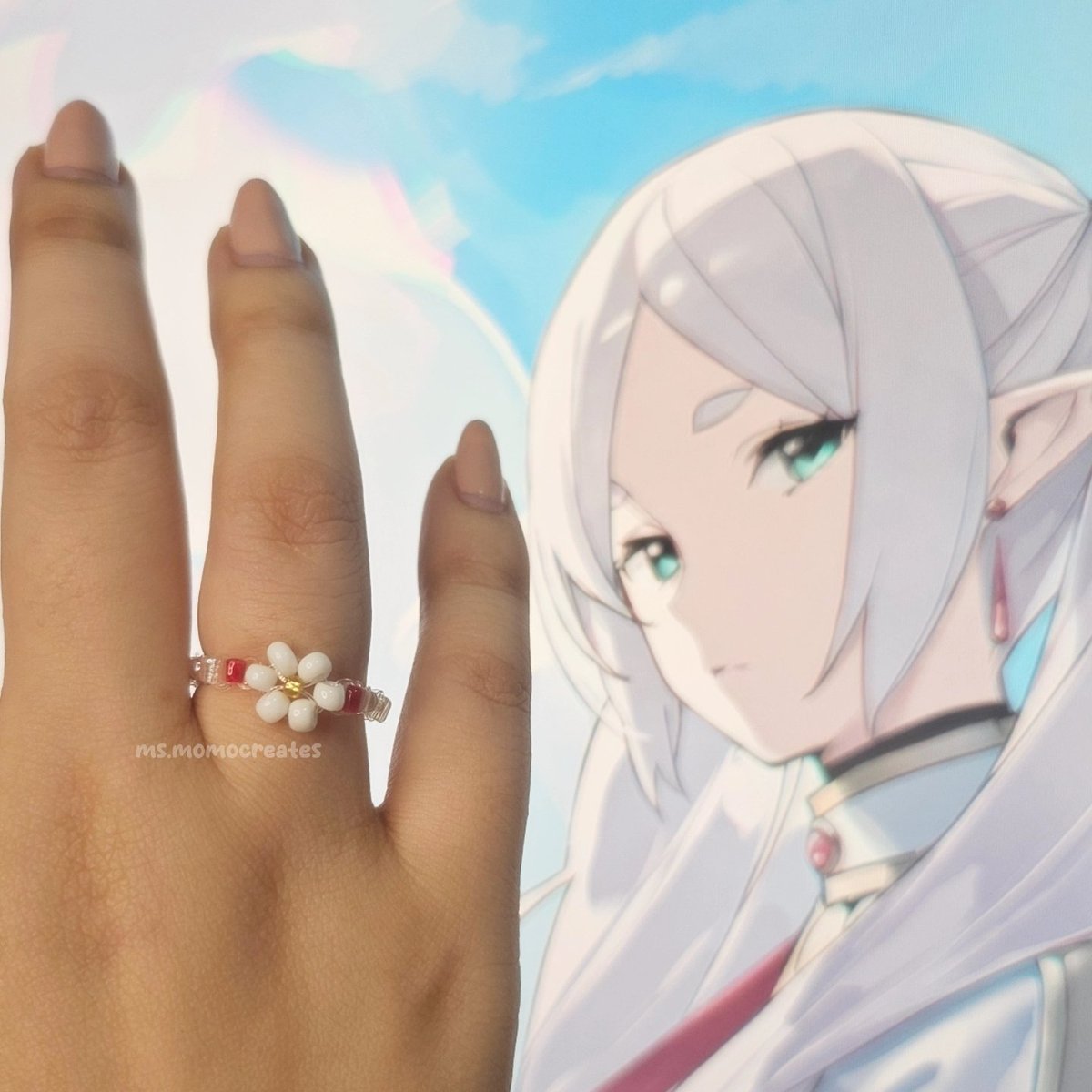 msmomocreates's tweet photo. Frieren and Himmel inspired dainty flower ring 🤍💙

#sousounofrieren #himmelthehero #frierentheslayer #seedbeadring #flowerring #handmade https://t.co/4J0wG7S88F