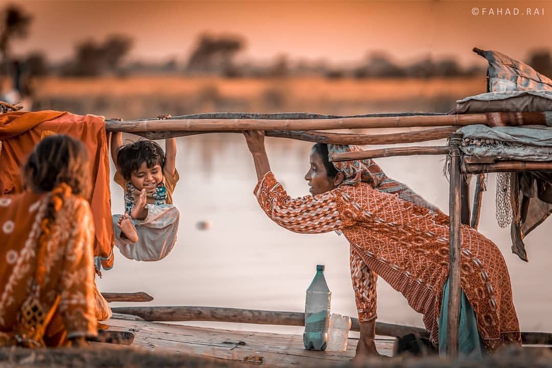 pakistan_humara's tweet photo. ایک ماں اور بیٹے کے درمیان خوشی کا ایک خوبصورت لمحہ۔

#Pakistan 
#indus
#river
#mother
#Son
#life
#happiness 
#PakvsInd
#t20USA
#PakistanVsIndia https://t.co/OB5OJujCTi