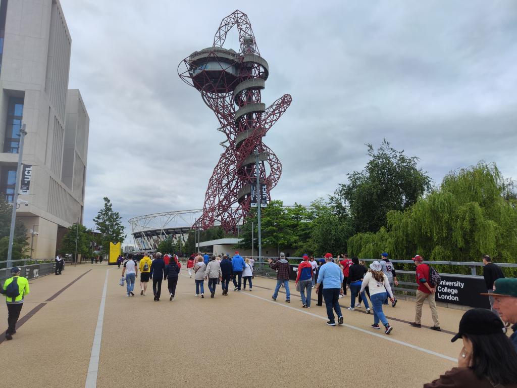 Ken Griffey's Grotesquely Swollen Jaw - Podcast tweet media