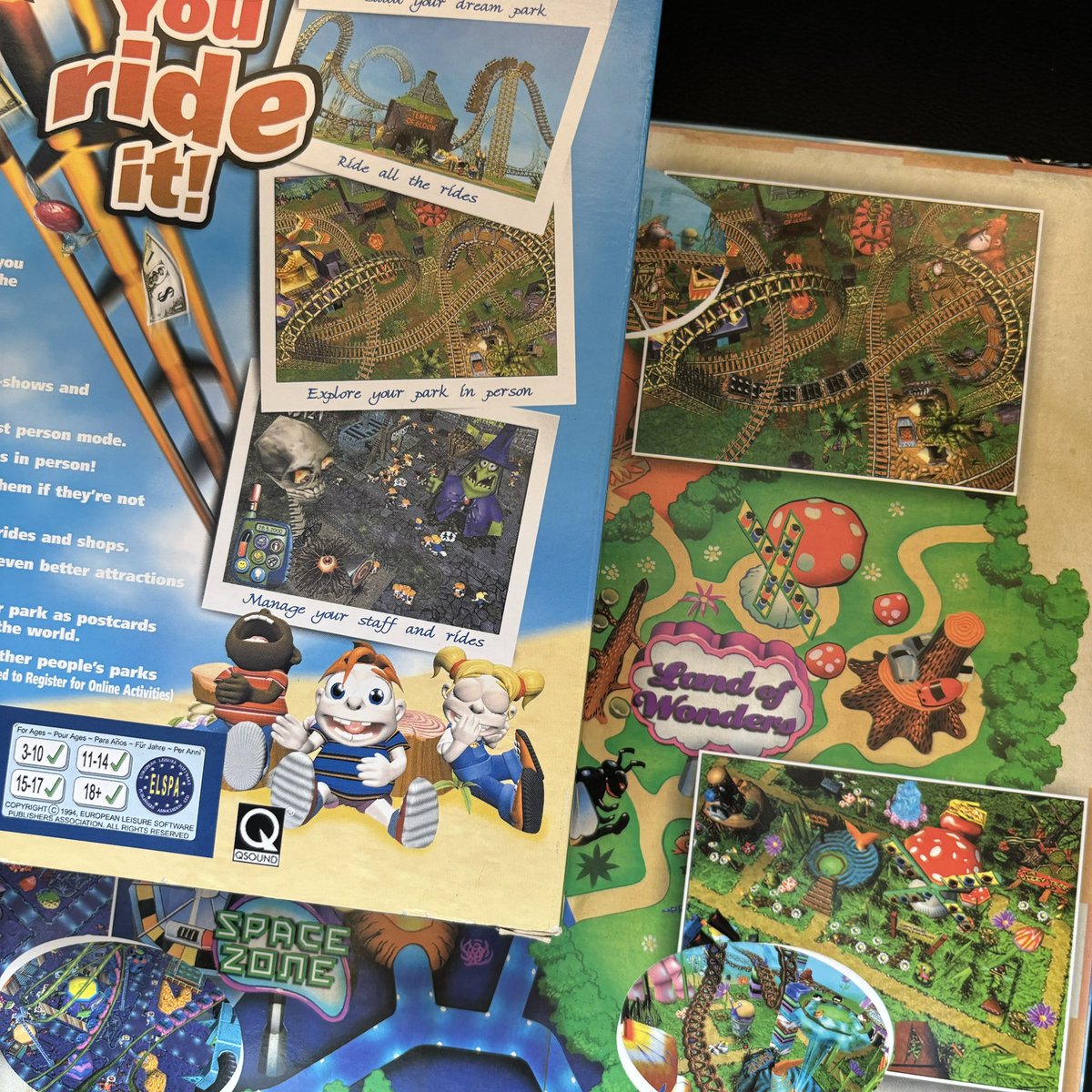 DetectingRetro's tweet image. Another Sim for my collection - Sim Theme Park. Looks familiar I hear my fellow Brits cry - that’s because it’s identical to our Theme Park World. Like Maxis EA also swallowed up Bullfrog, which is referenced on the STP box. #bigboxpcgames #retrogaming