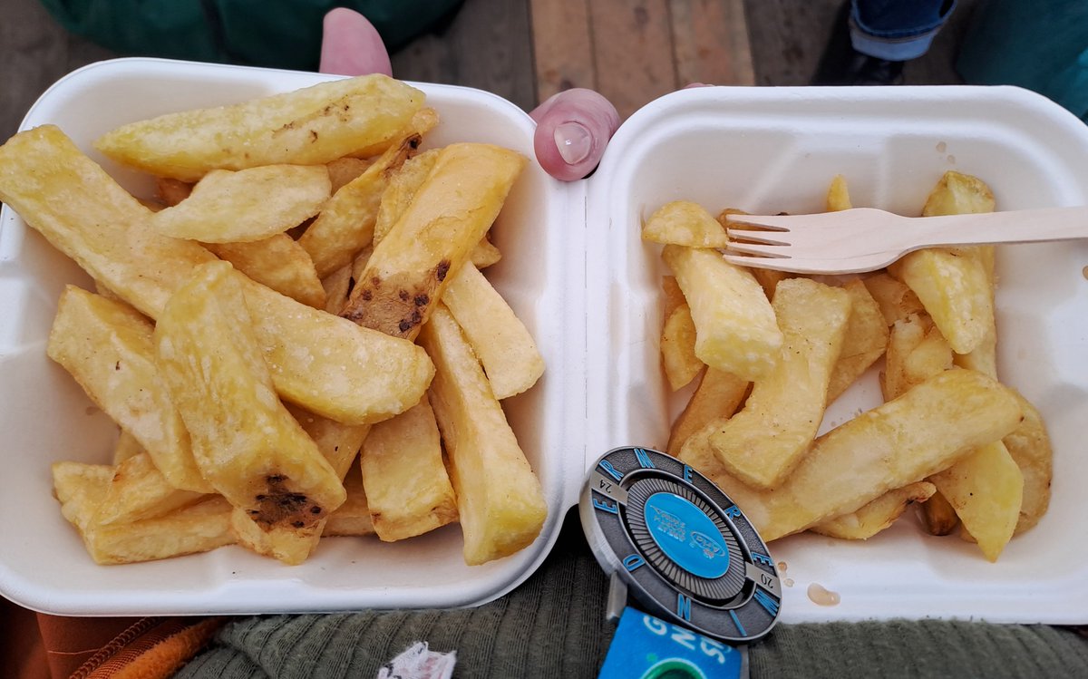 Hannah Davidson tweet media