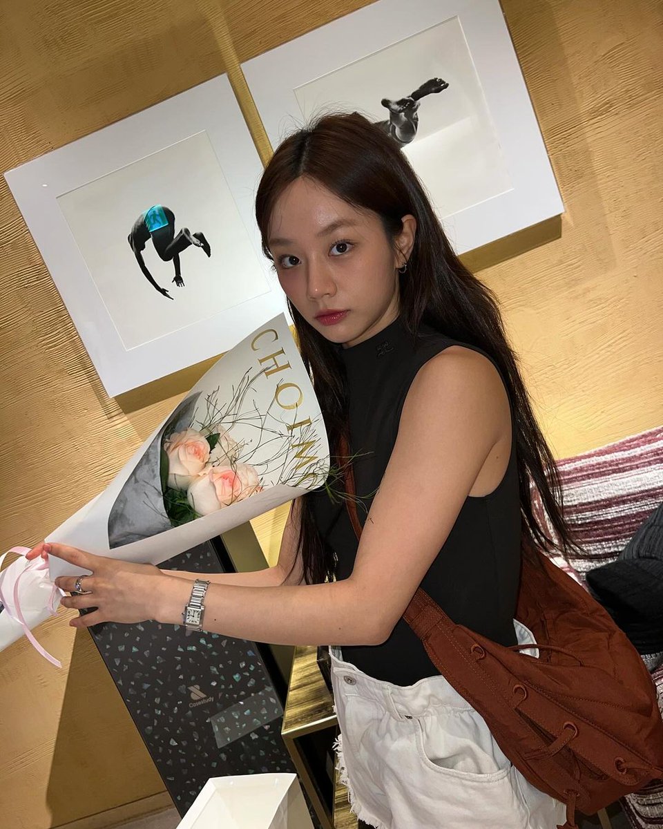 HourlyHyeri's tweet photo. Happy birthday hyeri ✨️🎀🎉🥳
생일 축하합니다. 행운을 빌어요, 항상 행복하고, 건강하세요 🩷🩷🩷 사랑해요

#혜리 #Hyeri #HappyHyeriDay https://t.co/mx83PBwGcu
