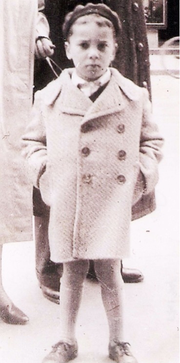AuschwitzMuseum's tweet photo. 9 June 1937 | A Hungarian Jewish boy, Gyuri Köppich, was born.

In June 1944 he was deported to #Auschwitz and murdered in a gas chamber. https://t.co/dMCwAEQxJG