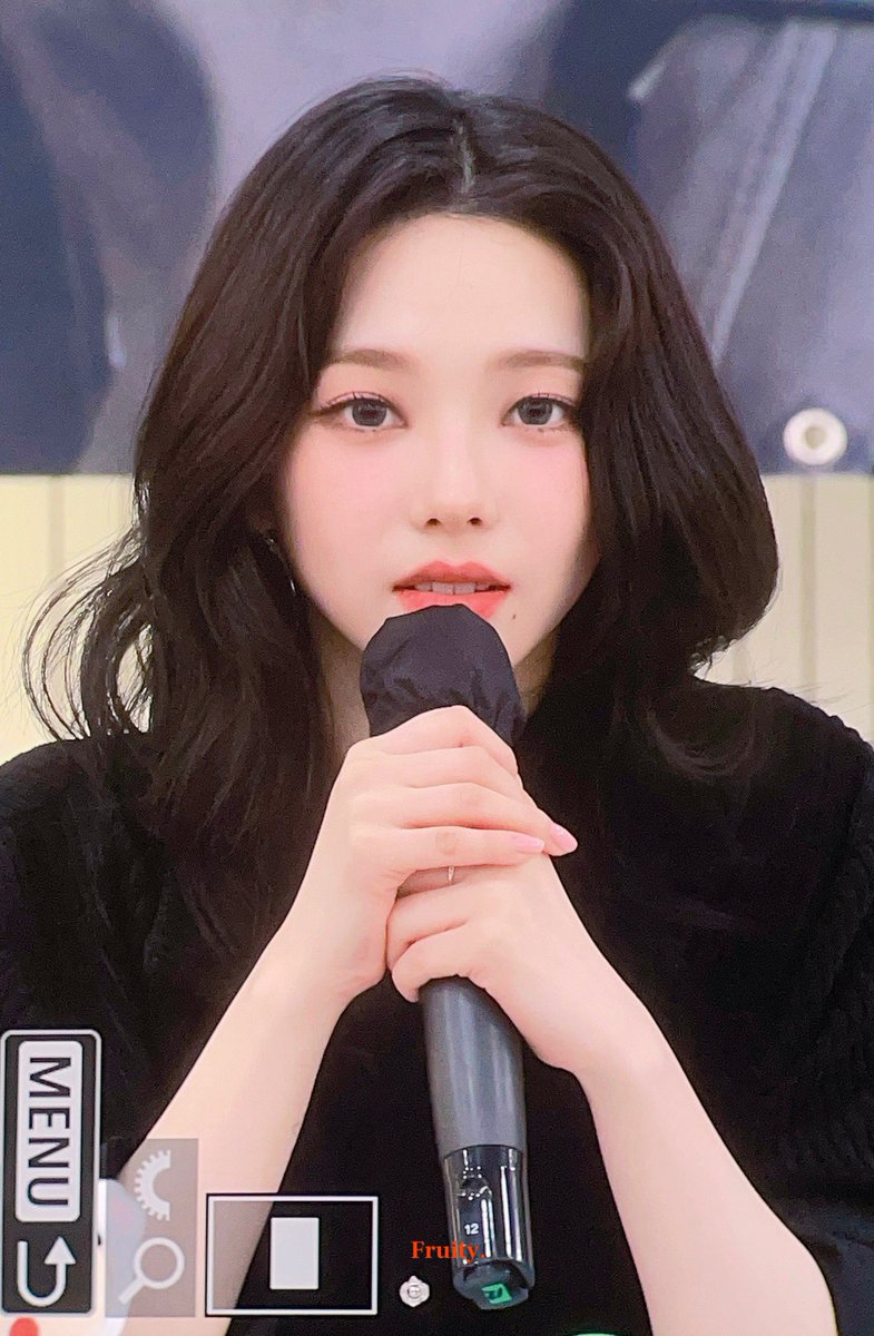 fruity0411's tweet photo. 240609 오늘도 수고했어~

#KARINA #카리나 #aespa #에스파 https://t.co/6MUW7LrgVW