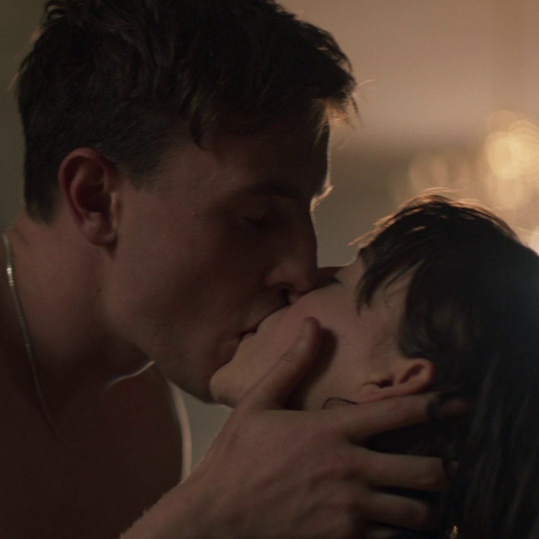 best of normal people (@acnormalpeople) on Twitter photo 