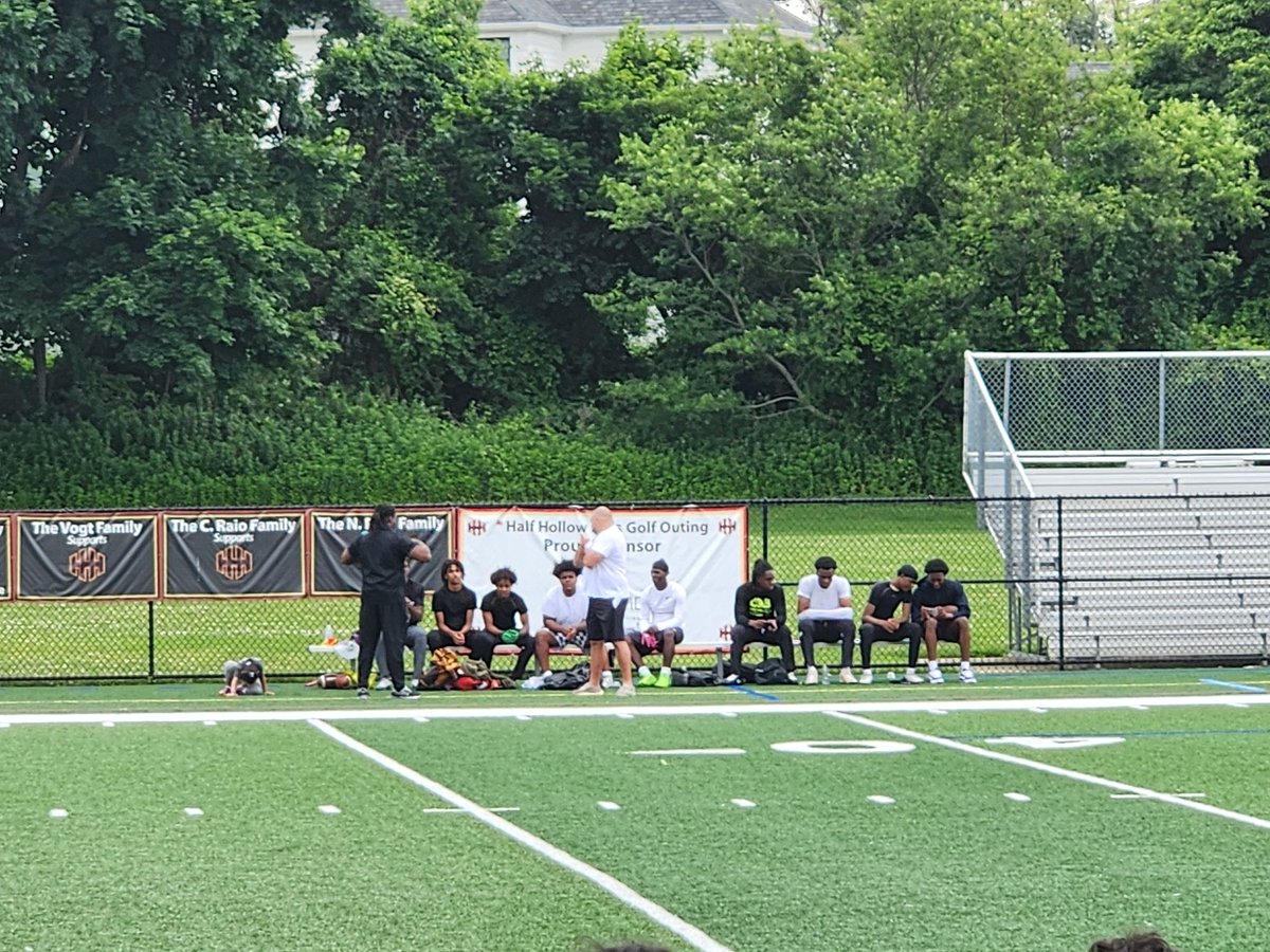 Elmont Lawmen tweet media