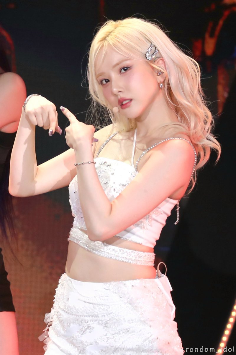 random_idol tweet media