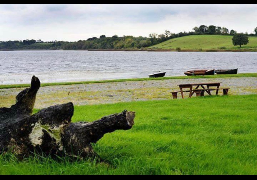 Sean and Teresa that run the campsite are wonderful people and the location on Lough Oughter is stunning. 

facebook.com/rowcampsitecav…