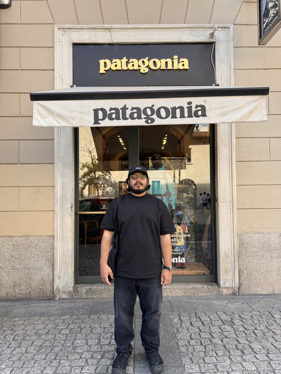 mhidayatullah__'s tweet image. Excited masuk kedai Patagonia. Rupanya diorg ada special patches yg unik dekat setiap tempat. Patagonia xkan jual, kne tanya kne kaunter dan diorg akan bg satu patches dgn sticker.